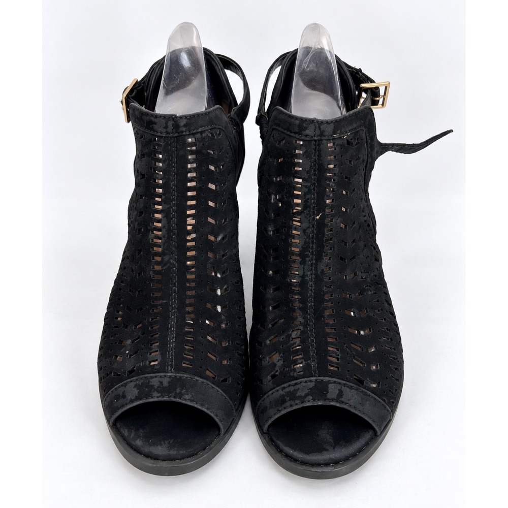 Top Moda Black Laser Cut Perforated Open Toe Block Heel Booties Sandals Size 9